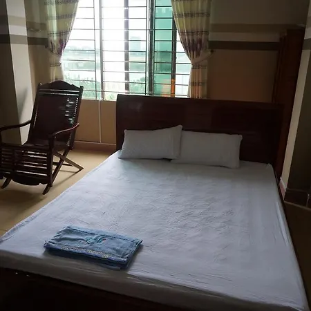 Thanh Lich Guesthouse Куангнгай Экстерьер фото
